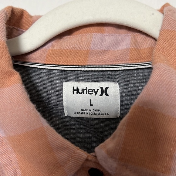 Women’s Hurley Flannel - Picture 2 of 4